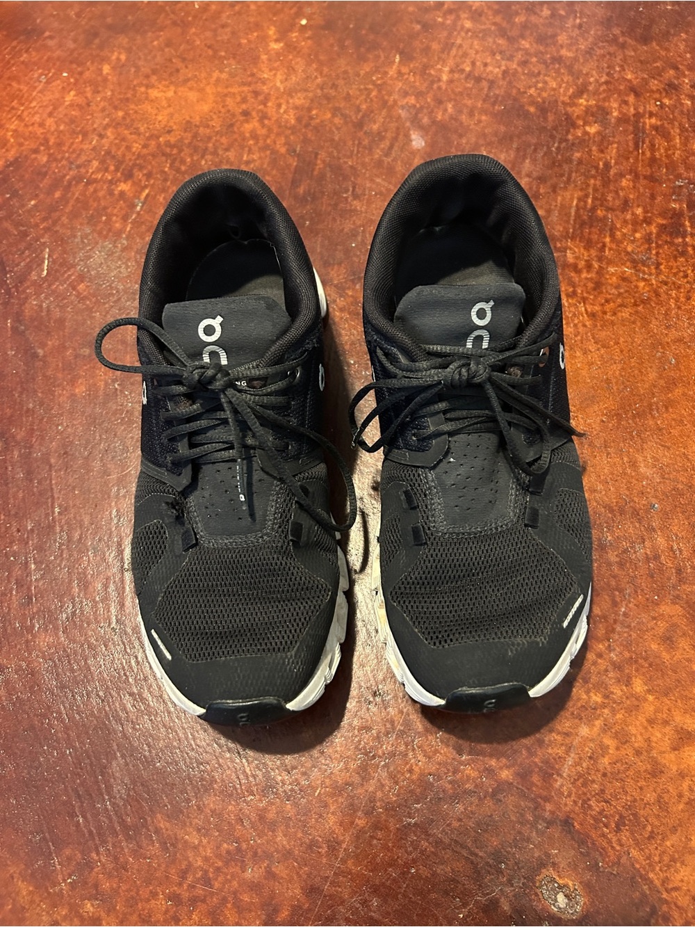Women’s black on cloud running shoes